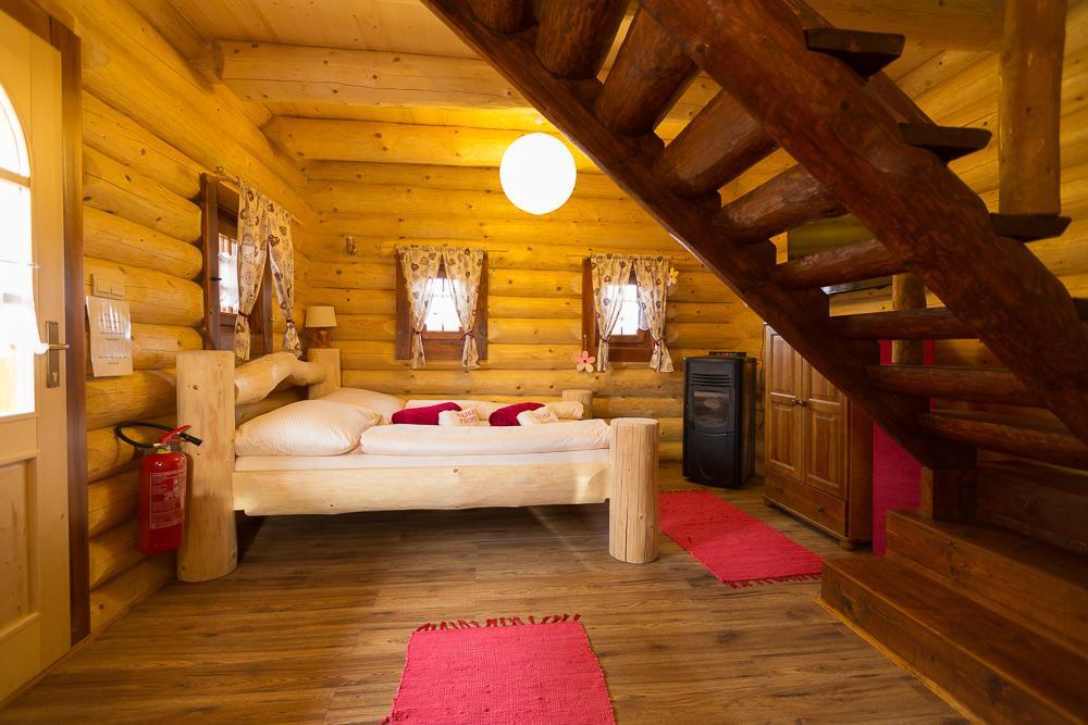 Ubytovanie Koliba Pacho - Zrub Jolanka Prievidza Room photo